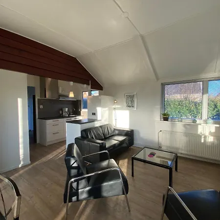 Op 't Landtweg 35 公寓 *